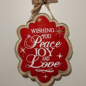 20" X 16" Red Felt Burlap Wall Hanger Lightweight Christmas Peace Joy Love w/Bow